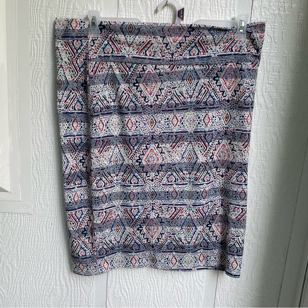 LuLaRoe Women's Cassie Multi-Colored Geometric Patterned Pencil Skirt Size 3XL